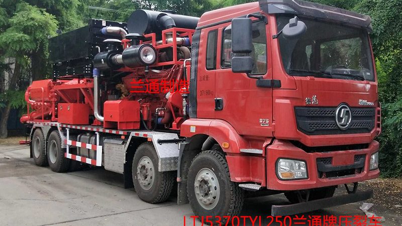 冲压与钣金：加工工艺解析与应用场景